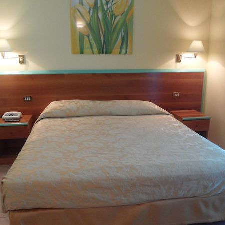 Scerne Hotel Parco Degli Ulivi מראה חיצוני תמונה