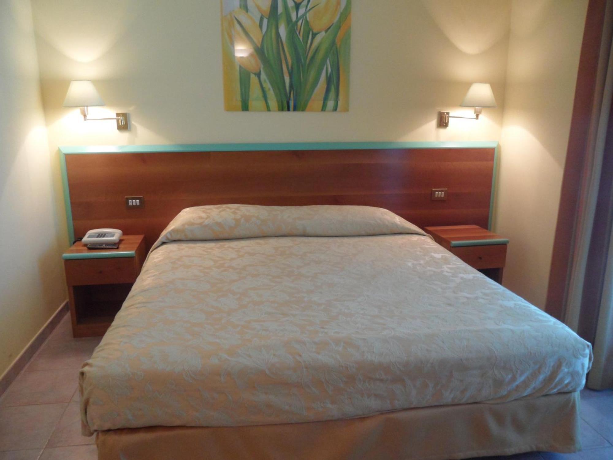 Scerne Hotel Parco Degli Ulivi מראה חיצוני תמונה