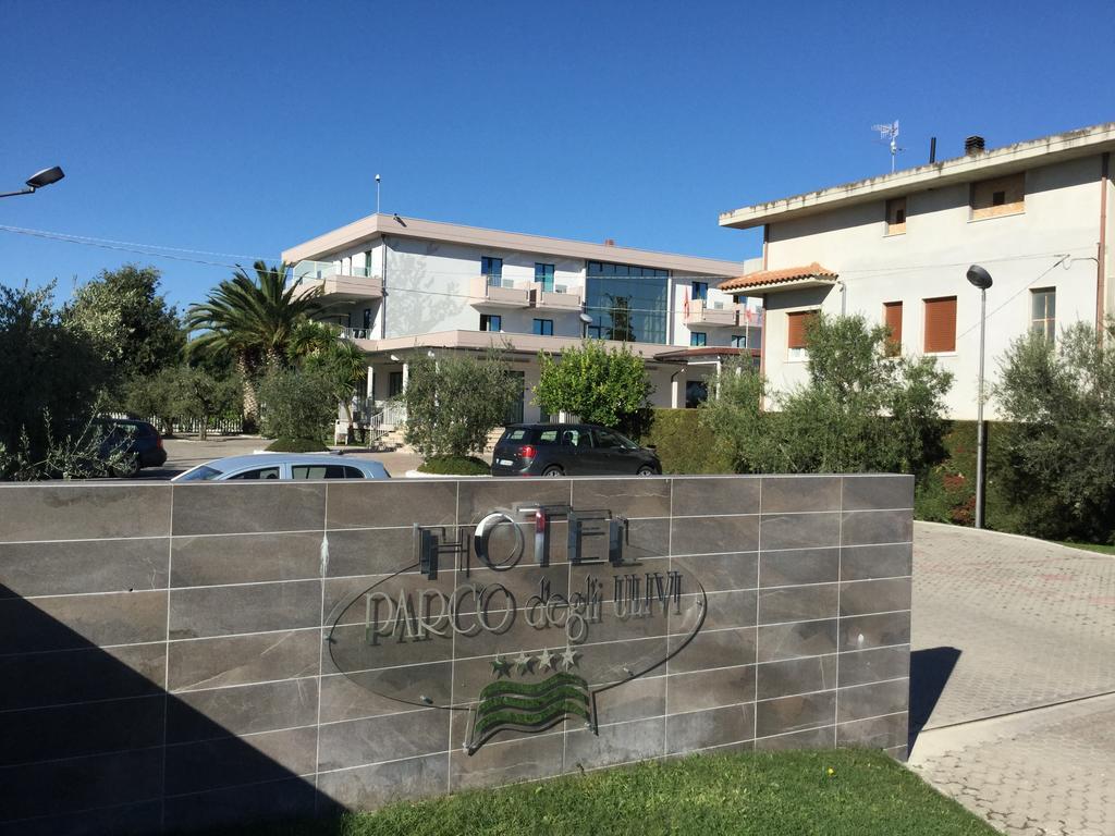 Scerne Hotel Parco Degli Ulivi מראה חיצוני תמונה