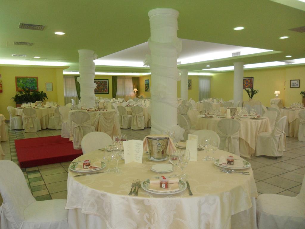 Scerne Hotel Parco Degli Ulivi מראה חיצוני תמונה