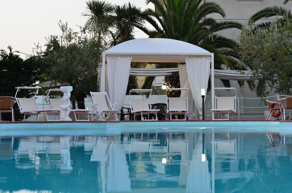 Scerne Hotel Parco Degli Ulivi מראה חיצוני תמונה